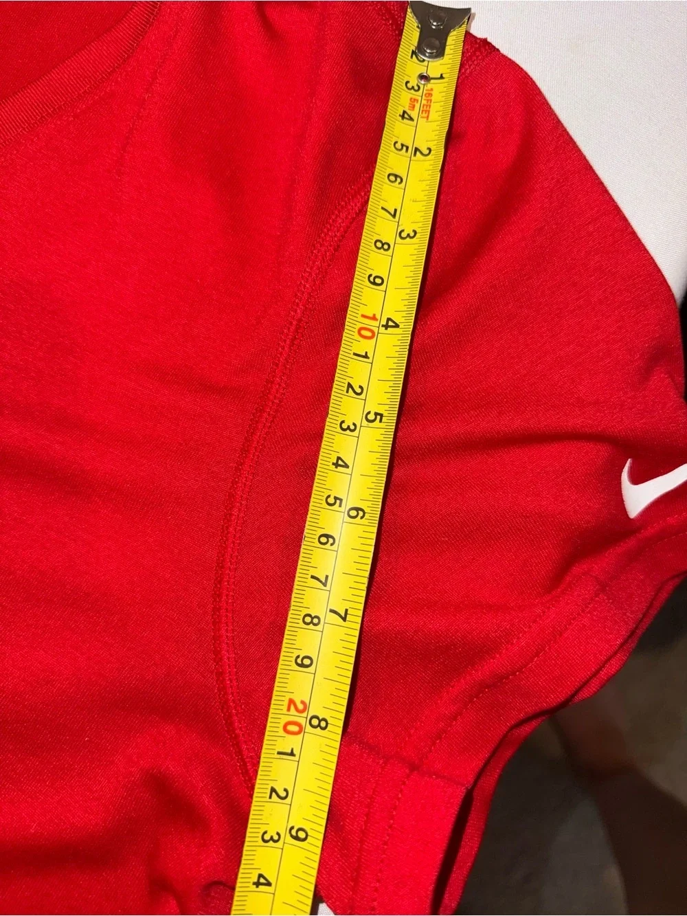 Nike Dri Fit NFL Red Kansas City Chiefs V-Neck Football Short Sleeve Shirt XL